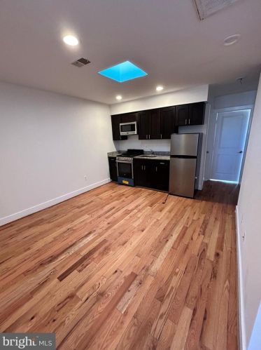 58 Galveston Pl, Washington DC 20032-2049 exterior