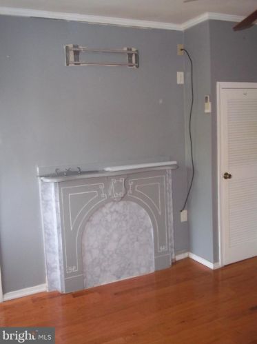 1235 2nd St, Philadelphia PA 19122-3324 exterior