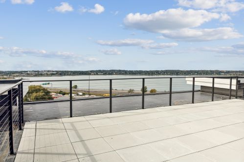 218 Washington Ave, Portland ME  04101-2632 exterior