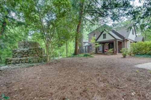 1289 Beech Vly Rd, Atlanta GA 30306-3123 exterior