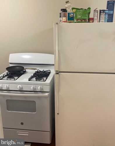 216 Tribet Pl, Darby PA 19023-3120 exterior