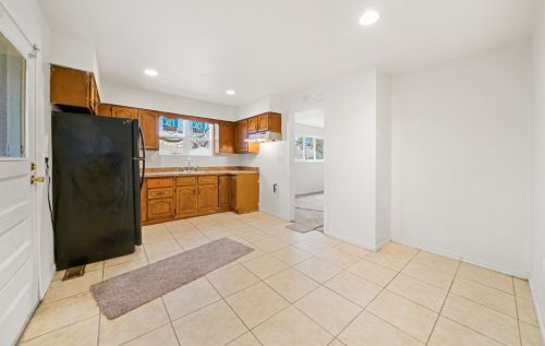 14704 Dobson Ave, Dolton IL 60419-2712 exterior