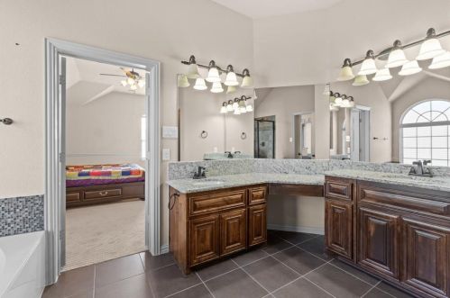 3030 Mcgregor Dr, Frisco TX 75033-8040 exterior