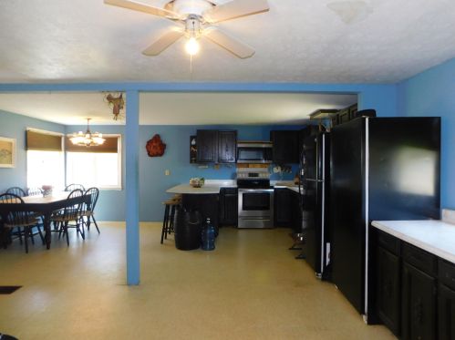 50002 M 51, Dowagiac MI 49047-9631 exterior