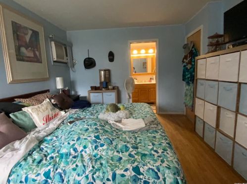 19 Gardenia Dr, Commack NY 11725-4109 exterior