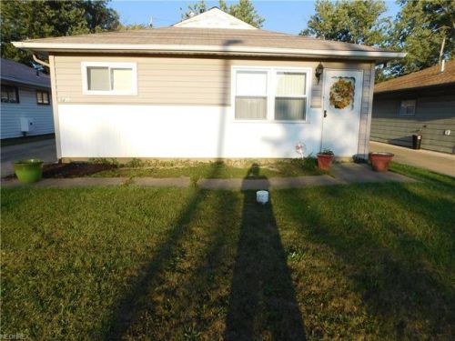 541 Northfield Rd, Cleveland, OH 44146-2303