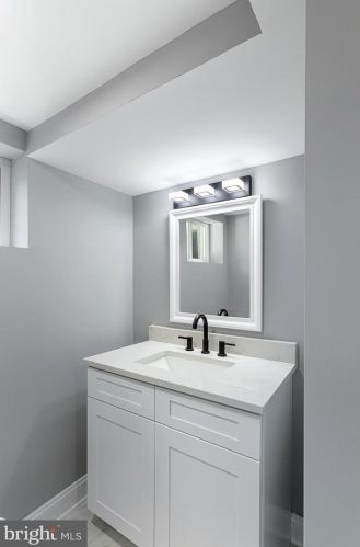 174 Elmira St, Washington DC  20032-2265 exterior