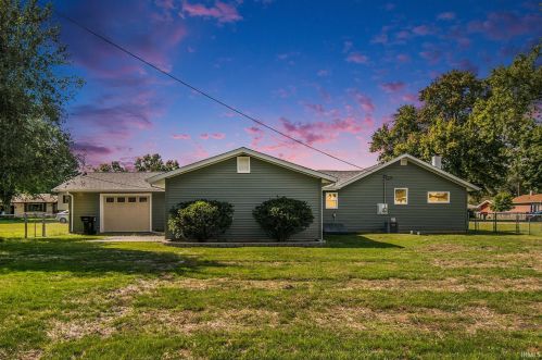 56450 Ellen Ave, Mishawaka IN 46545 exterior