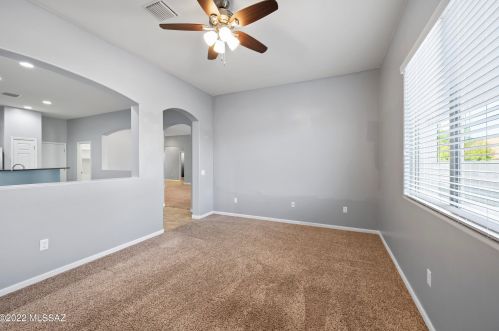 7120 Dupont Way, Tucson AZ  85757-8215 exterior