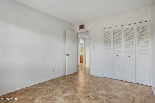 9414 34 Way, Phoenix AZ 85028-4966 exterior