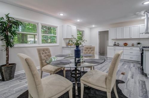 856 Harwell Rd, Atlanta GA  30318-5828 exterior