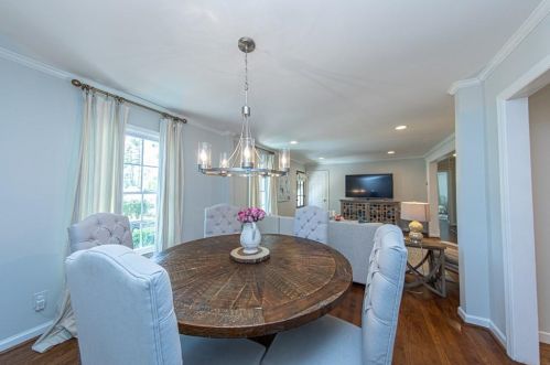 490 Carolwood Ln, Atlanta GA 30342-2714 exterior