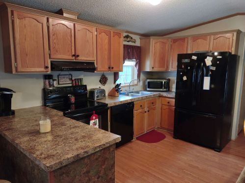 248 Emerald Dr, Barrington NH 03825-7290 exterior