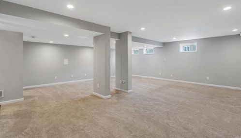 316 Eugenia St, Saint Louis MO 63141-8312 exterior