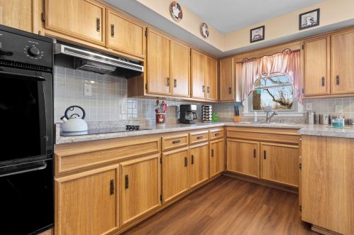 1210 104, Milwaukee WI 53214-3928 exterior