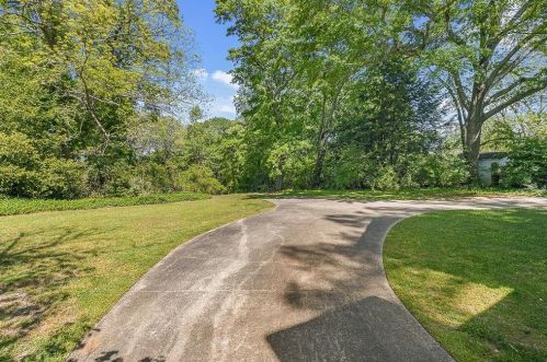 1270 Riverside Dr, Gainesville GA 30501-1830 exterior