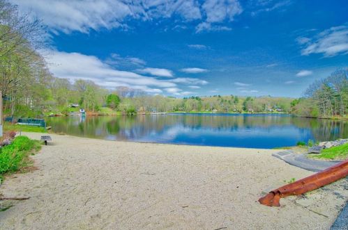 113 Catlin Rd, Torrington CT 06791-1806 exterior