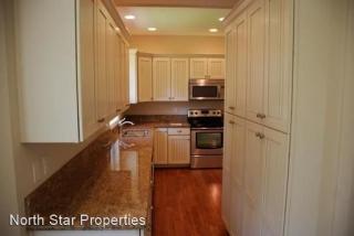 2670 Ravensview Dr, Portland OR  97201-1757 exterior