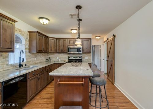 47713 29 Ave, Phoenix AZ 85087-9638 exterior