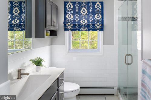 102 Kelly Ln, Media PA 19063-2018 exterior