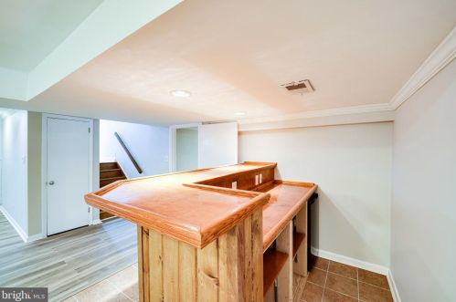 4110 Duvawn St, Alexandria VA 22310-2022 exterior