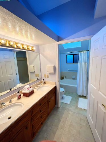 5410 Morengo Ct, Concord CA exterior