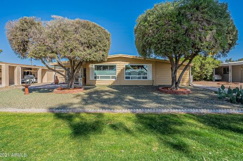 8938 Country Clb Dr, Chandler AZ 85248-6417 exterior