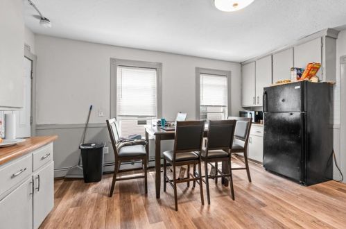 22 Dean St, Woonsocket RI  02895-1314 exterior