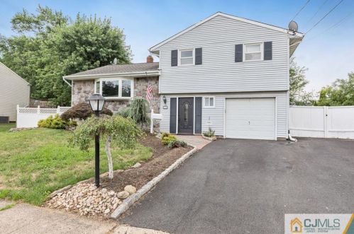 26 Partch Pl, Edison, NJ 08817-3010