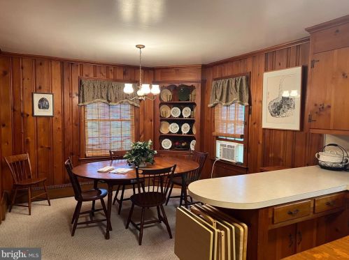 301 Seymour Ave, Saint Michaels MD 21663-2932 exterior