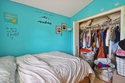 3056 Linwood Ave, Naples FL 34112-4733 exterior