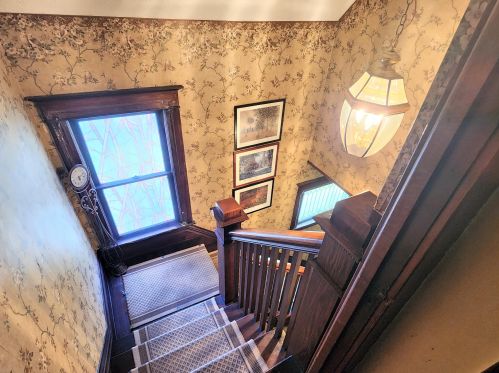 1431 Leahy St, Meskegon MI 49442-5035 exterior