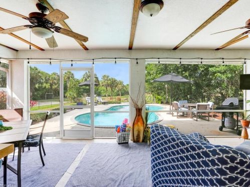 541 16 St, Naples FL 34117-9421 exterior