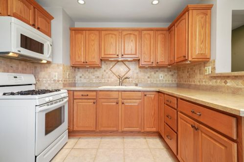 12206 Avers Ave, Chicago IL 60805-1415 exterior