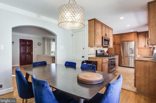 1841 Birch Rd, Mc Lean VA 22101-5317 exterior