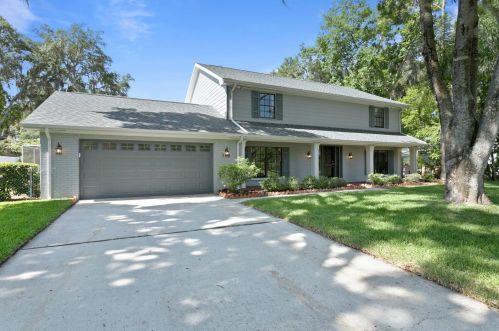 708 Grand Cir, Tampa FL  33617-7844 exterior