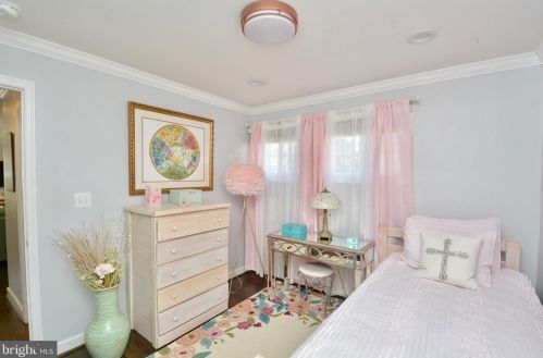 6119 Algona Ct, Alexandria VA 22310-3141 exterior