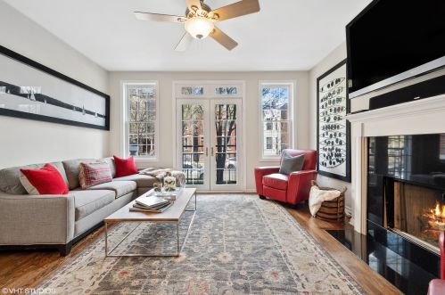 1528 Claremont Ave, Chicago, IL 60622-1710