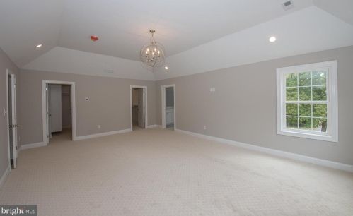 323 Abbey Rd, Berwyn PA 19312-1830 exterior