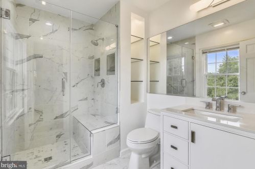 1953 Kirby Rd, Mc Lean VA  22101-5556 exterior