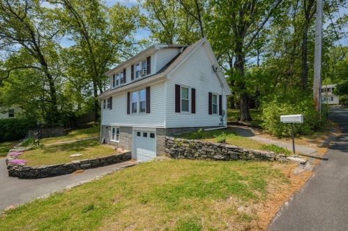 6 Davis Way, Worcester MA 01604-1314 exterior