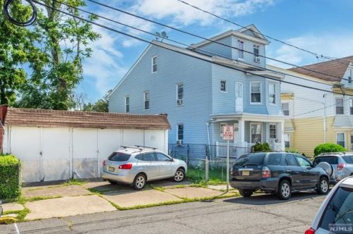 202 Marion St, Paterson NJ  07522-1928 exterior