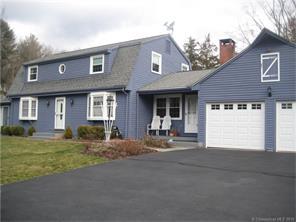 6 Hollister Dr, Avon, CT 06001-2429