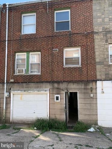 1437 Benner St, Philadelphia PA 19149-3434 exterior