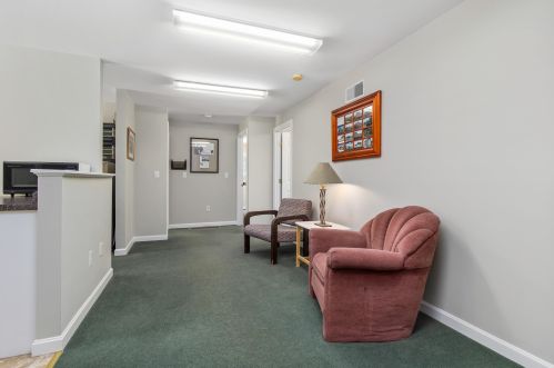 156 Old Concord Tpke, Barrington NH 03825-5153 exterior