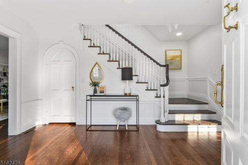 77 Durand Rd, Maplewood, NJ 07040-2103