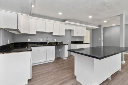 2020 Gregory Ave, Fullerton CA  92833-2626 exterior