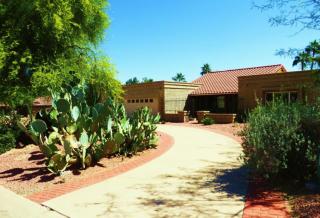 3813 Nowata Dr, Phoenix, AZ 85044-2506