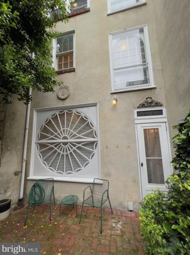 1738 Addison St, Philadelphia PA 19143-1307 exterior