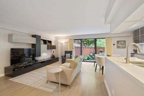 1115 Plymouth Ct, Chicago, IL 60605-2007